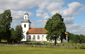 Tvärreds kyrka