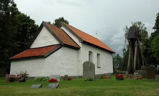 Halla kyrka