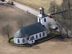 Tånnö kyrka