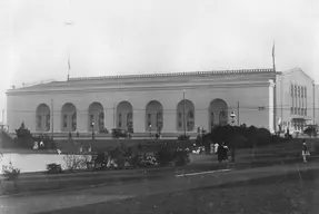 Henry J Kaiser Convention Center