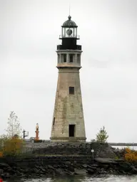 Buffalo North breakwater East end Light