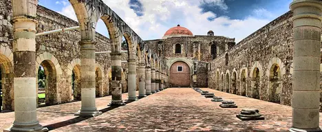 Templo Dominico y Ex-Convento de Santiago Apóstol