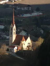 Pfarrkirche St. Georg - Chiesa parrocchiale San Giorgio