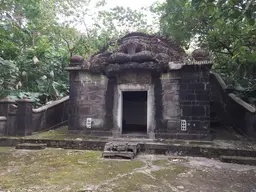 Lai Family's Tomb