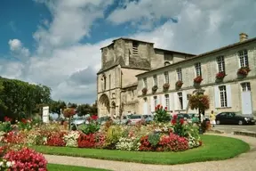 Église collégiale Saint-Emilion