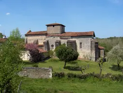 Église Notre-Dame et Saint-Pierre de Cherves