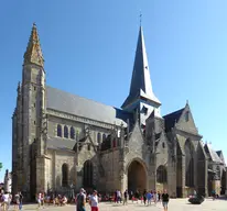 Collégiale Saint-Aubin