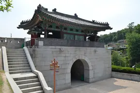 Hyehwamun Gate