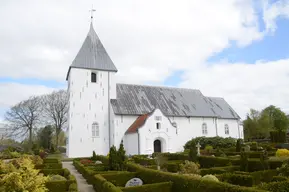 Højst Kirke