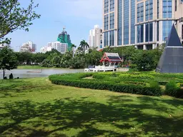 Benchasiri Park