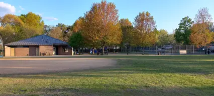 Desnoyer Park