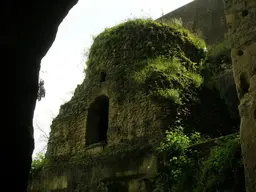 Parco Vergiliano - Tomba di Virgilio