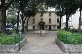 Square de la place Etienne Pernet