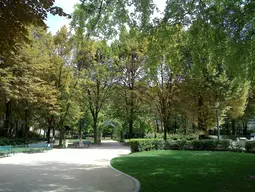 Square du Clos Feuquières