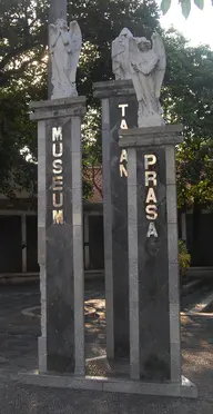 Museum Taman Prasasti