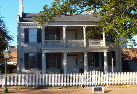 Conde-Charlotte Museum House