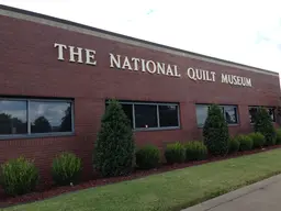 The National Quilt Museum