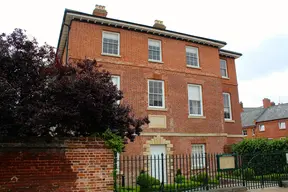 Palace House: National Horseracing Museum