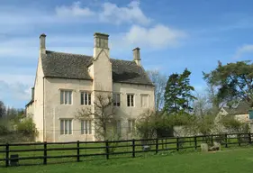 Cogges Manor Farm Museum