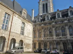 Musée Saint-Loup (ancienne Abbaye Saint-Loup)