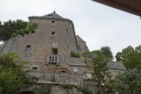 Logis Tiphaine-de-Raguenel