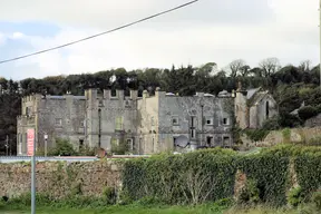 Amroth Castle