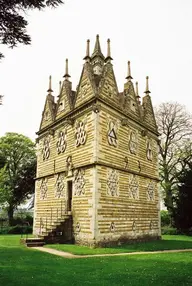 Triangular Lodge