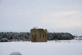 Hallforest Castle (ruin)