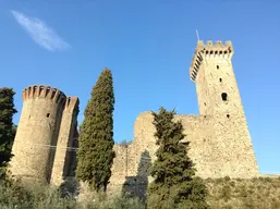 Castello dei Vescovi di Luni