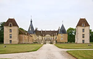 Château de Commarin