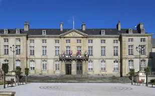 Ancien palais épiscopal, actuellement Hôtel de ville