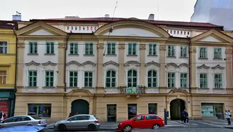 Harrachovský palác