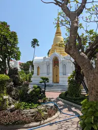 Royal Cemetery at Wat Ratchabophit