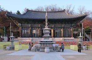 Bongeunsa Temple