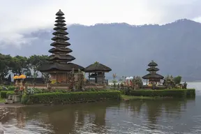 Lake Beratan Temple