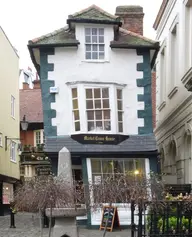 Crooked House of Windsor