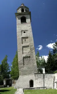 Schiefer Turm