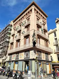 Casa Bruno Cuadros