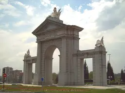 Puerta de San Vicente