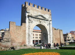 Arco d'Augusto