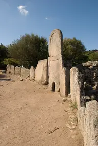 Tomba dei giganti di Coddu vecchiu