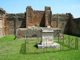 Tempio di Vespasiano