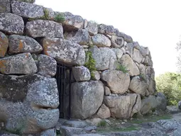 Nuraghe Majori