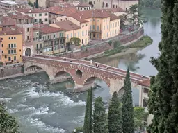 Ponte Pietra