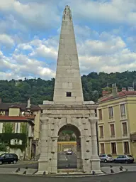 Pyramide de Vienne