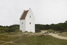 Den Tilsandede Kirke