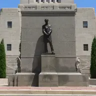 Statue of Abraham Lincoln