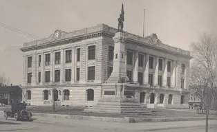 Soldiers and Sailors Monument