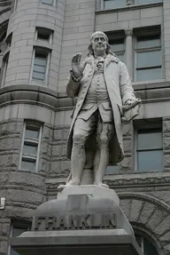 Benjamin Franklin Statue