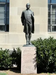 Captain Nathan Hale Sculpture